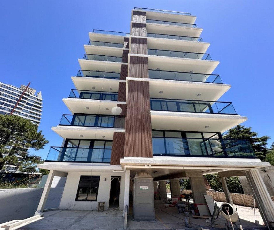 APARTAMENTO DE 3 DORMITORIOS A ESTRENAR SOBRE AV. ROOSEVELT. FINANCIACION.