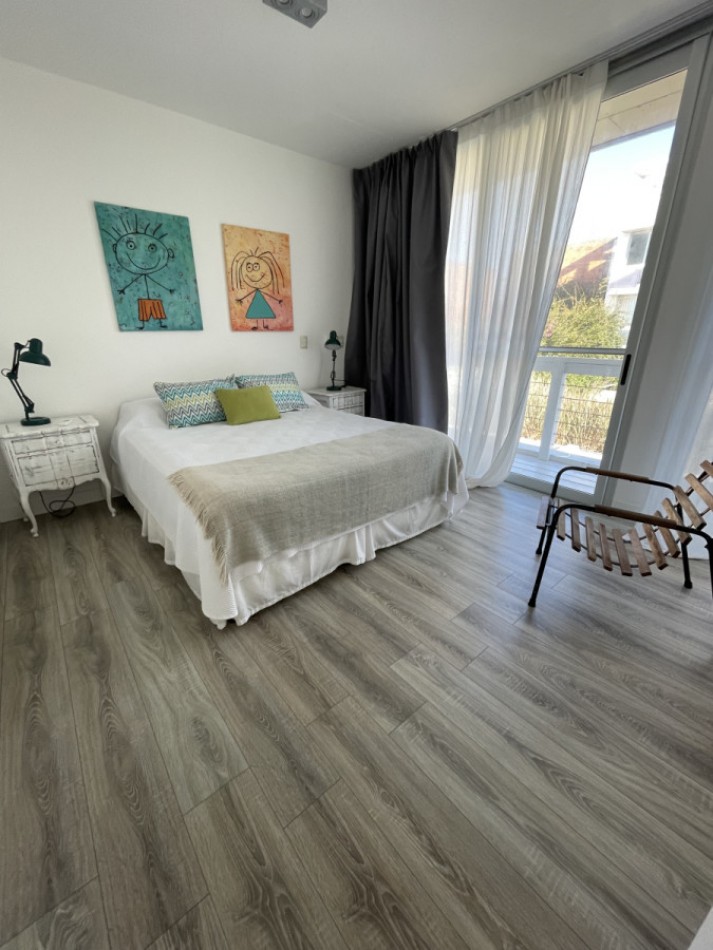 MANANTIALES.  Penthouse 3 dormitorios con amplia terraza vista al mar