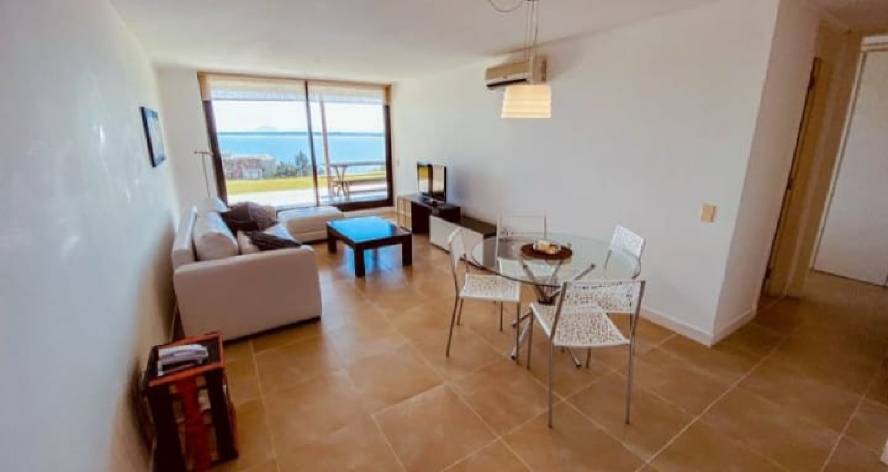 QUARTIER PUNTA BALLENA. 1 dormitorio vista al mar con parrillero