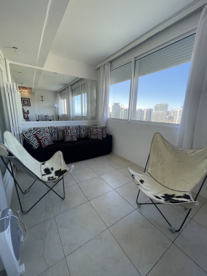 PARADA 1 MANSA. 1 dormitorio y medio