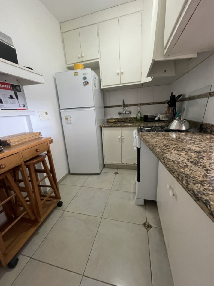 PARADA 1 MANSA. 1 dormitorio y medio