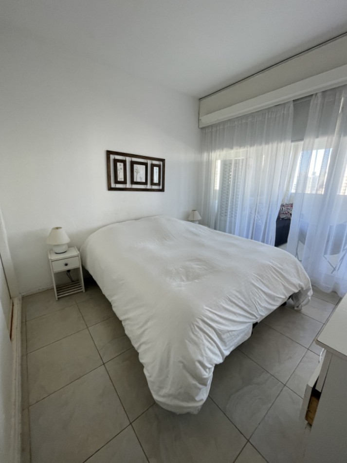 PARADA 1 MANSA. 1 dormitorio y medio