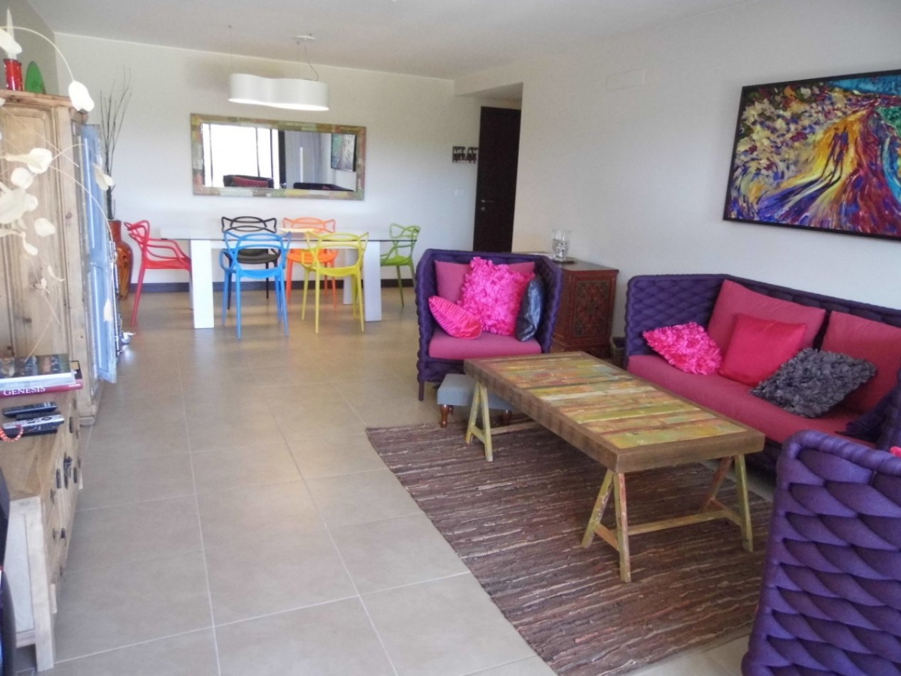 SELENZA. Apartamento de 3 dormitorios con piscina privada