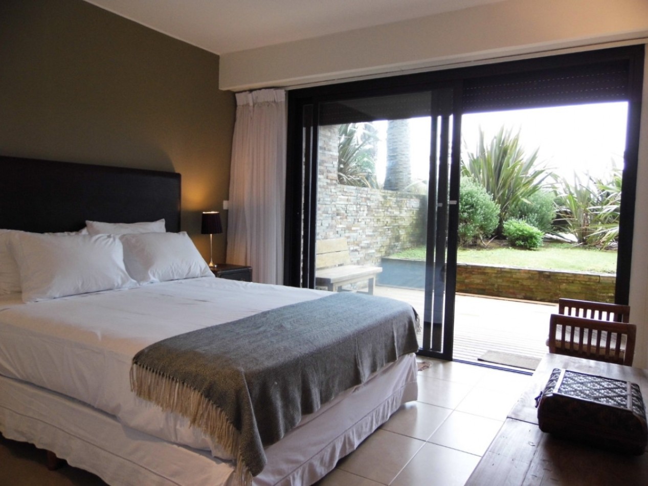 SELENZA. Apartamento de 3 dormitorios con piscina privada