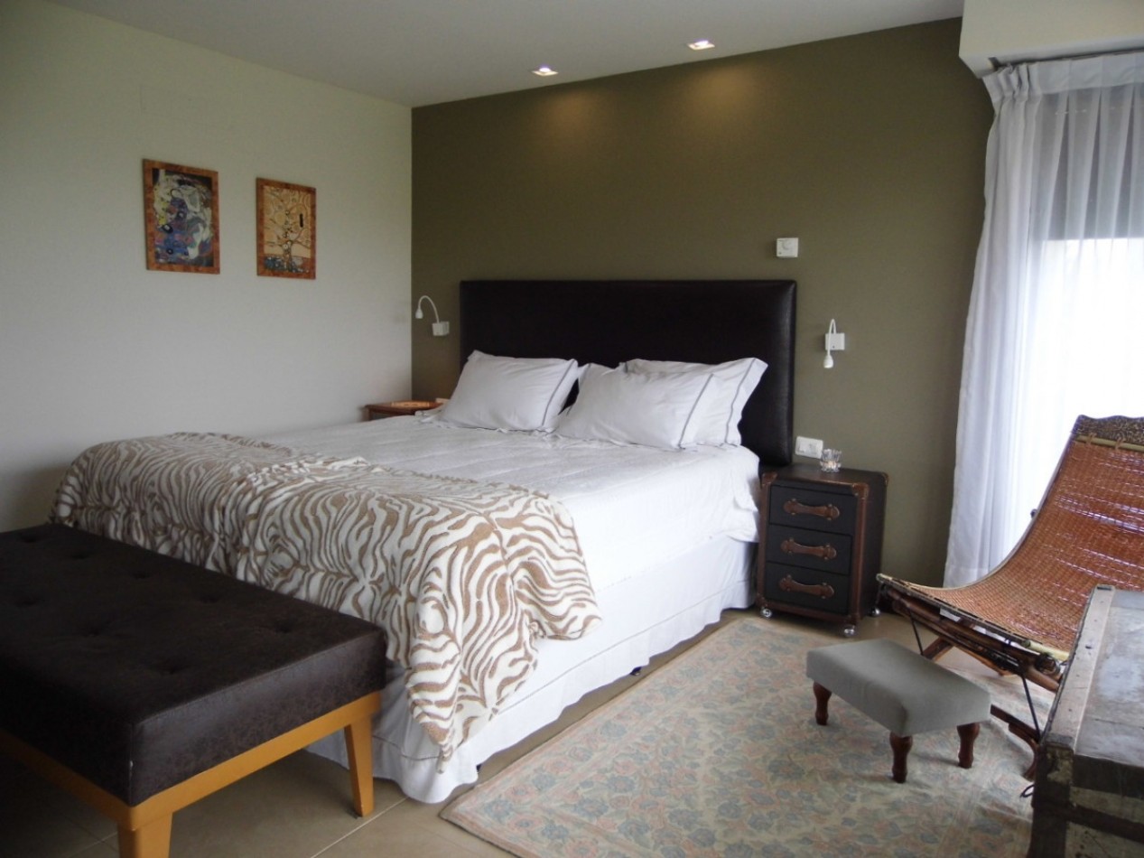 SELENZA. Apartamento de 3 dormitorios con piscina privada