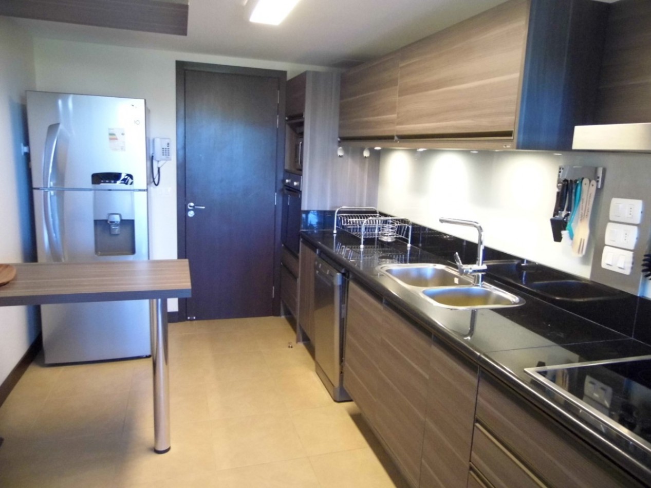 SELENZA. Apartamento de 3 dormitorios con piscina privada