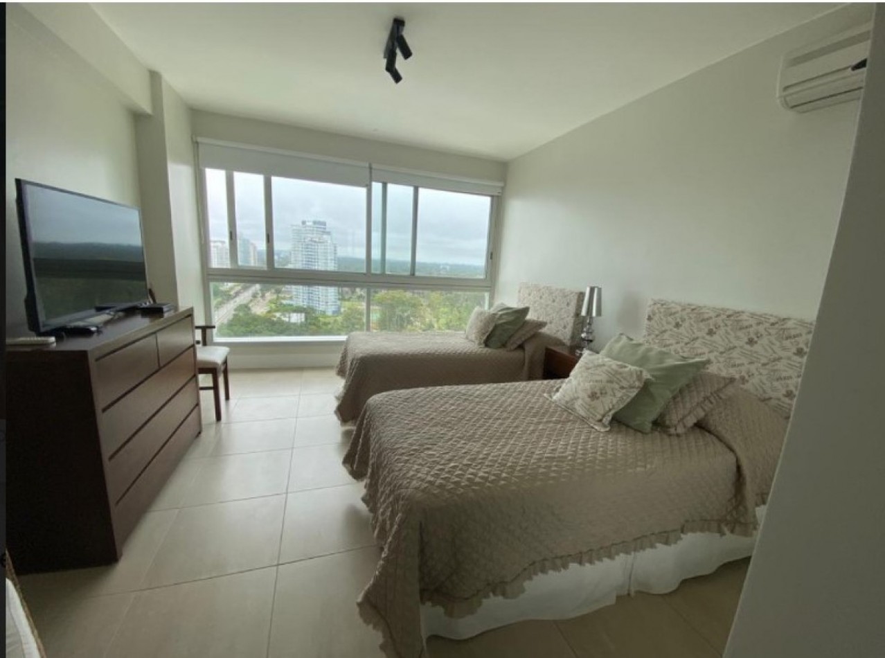 Le Parc I. 2 dormitorios en suite al mar