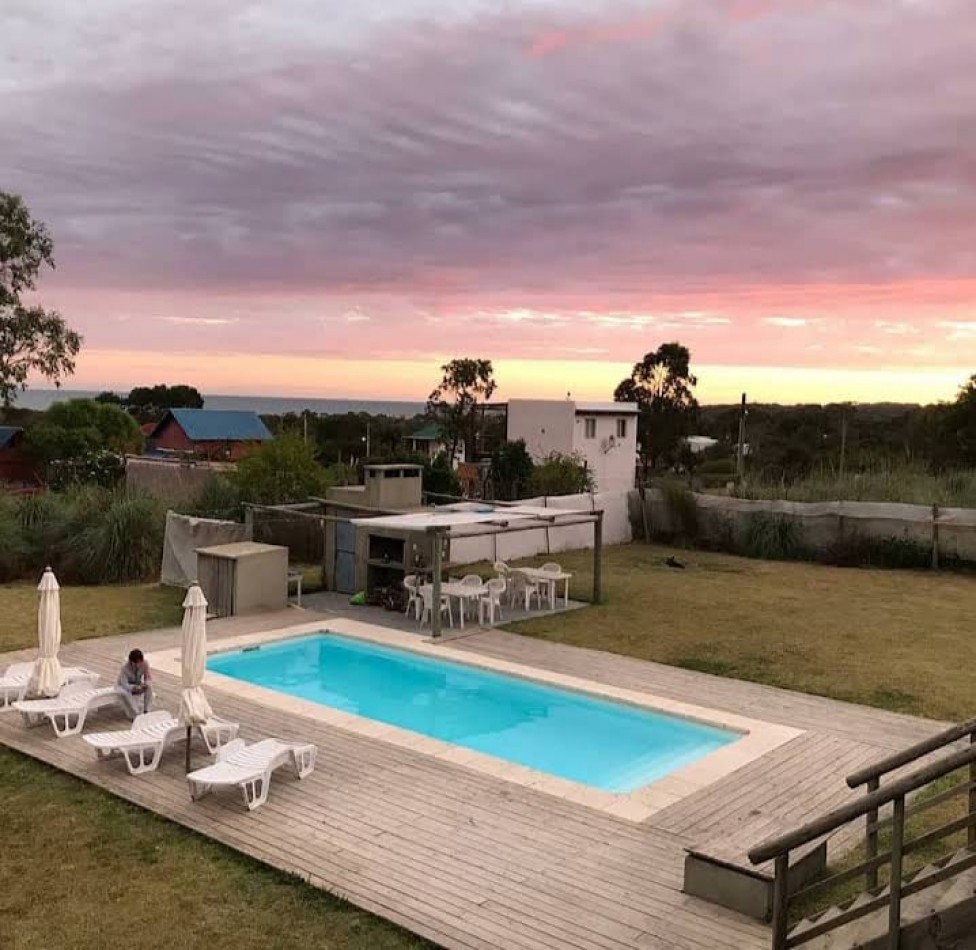 LA PEDRERA. Complejo de 4 apartamentos en Punta Rubi, Rocha.. Facilidades.