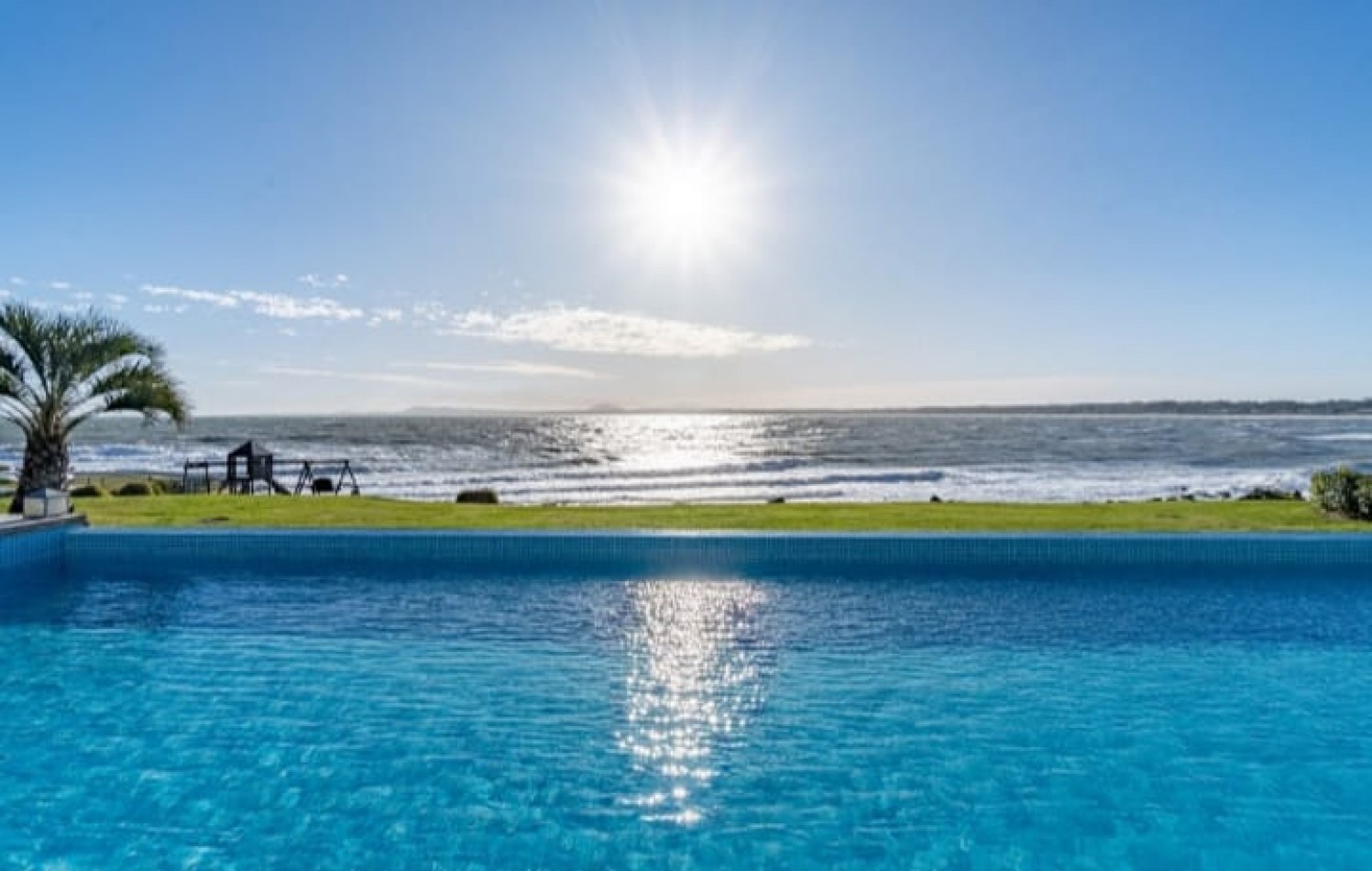 QUARTIER PUNTA BALLENA. 1 dormitorio vista al mar con parrillero