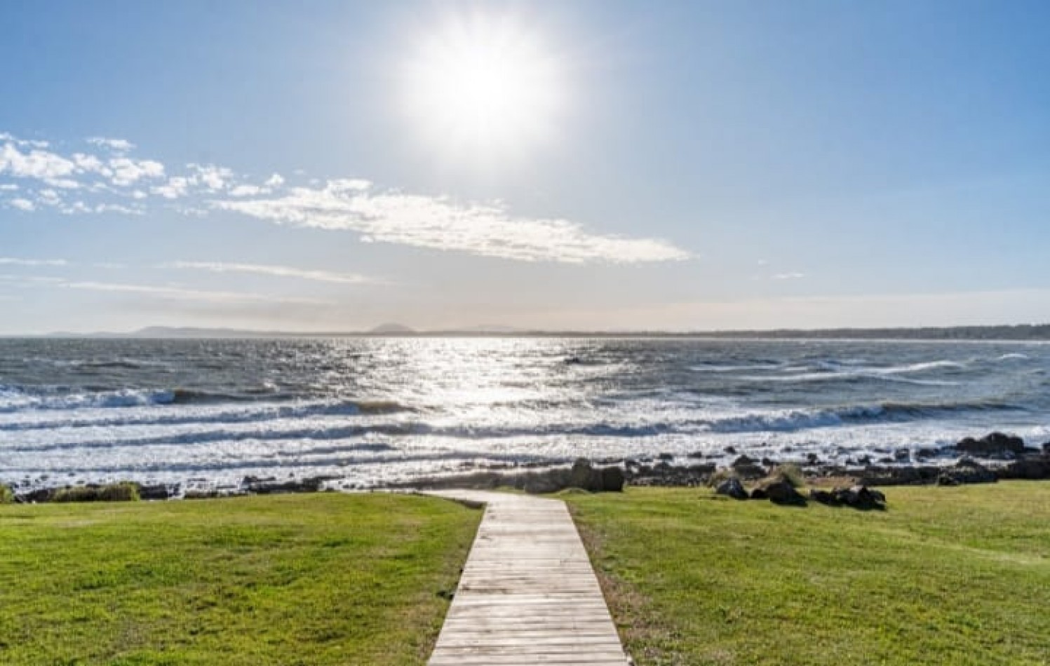 QUARTIER PUNTA BALLENA. 1 dormitorio vista al mar con parrillero
