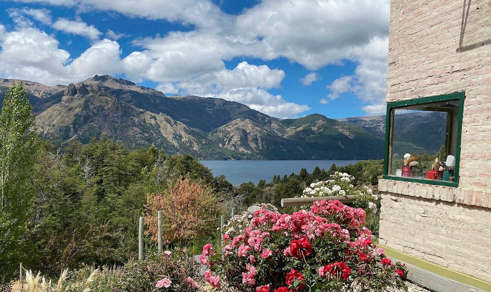 Casa en Lago Meliquina, Patagonia Argentina. Venta o canje propiedad Punta del Este
