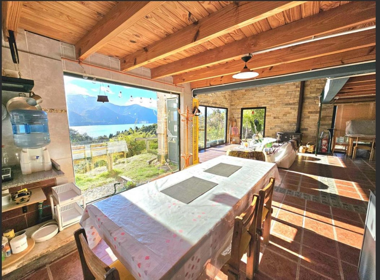 Casa en Lago Meliquina, Patagonia Argentina. Venta o canje propiedad Punta del Este