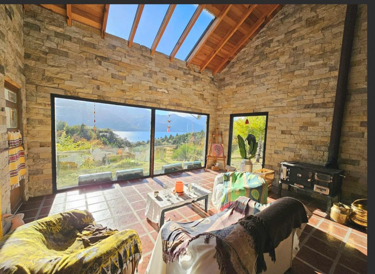 Casa en Lago Meliquina, Patagonia Argentina. Venta o canje propiedad Punta del Este