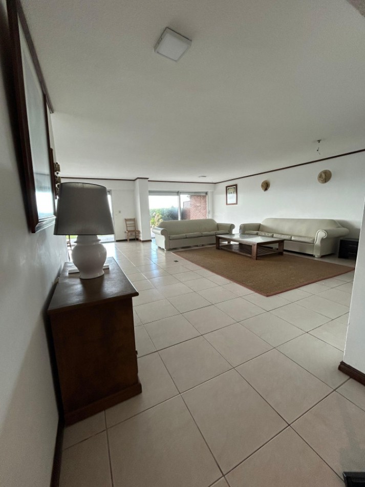 Peninsula. Rambla, Planta Baja vista al mar, 3 dormitorios