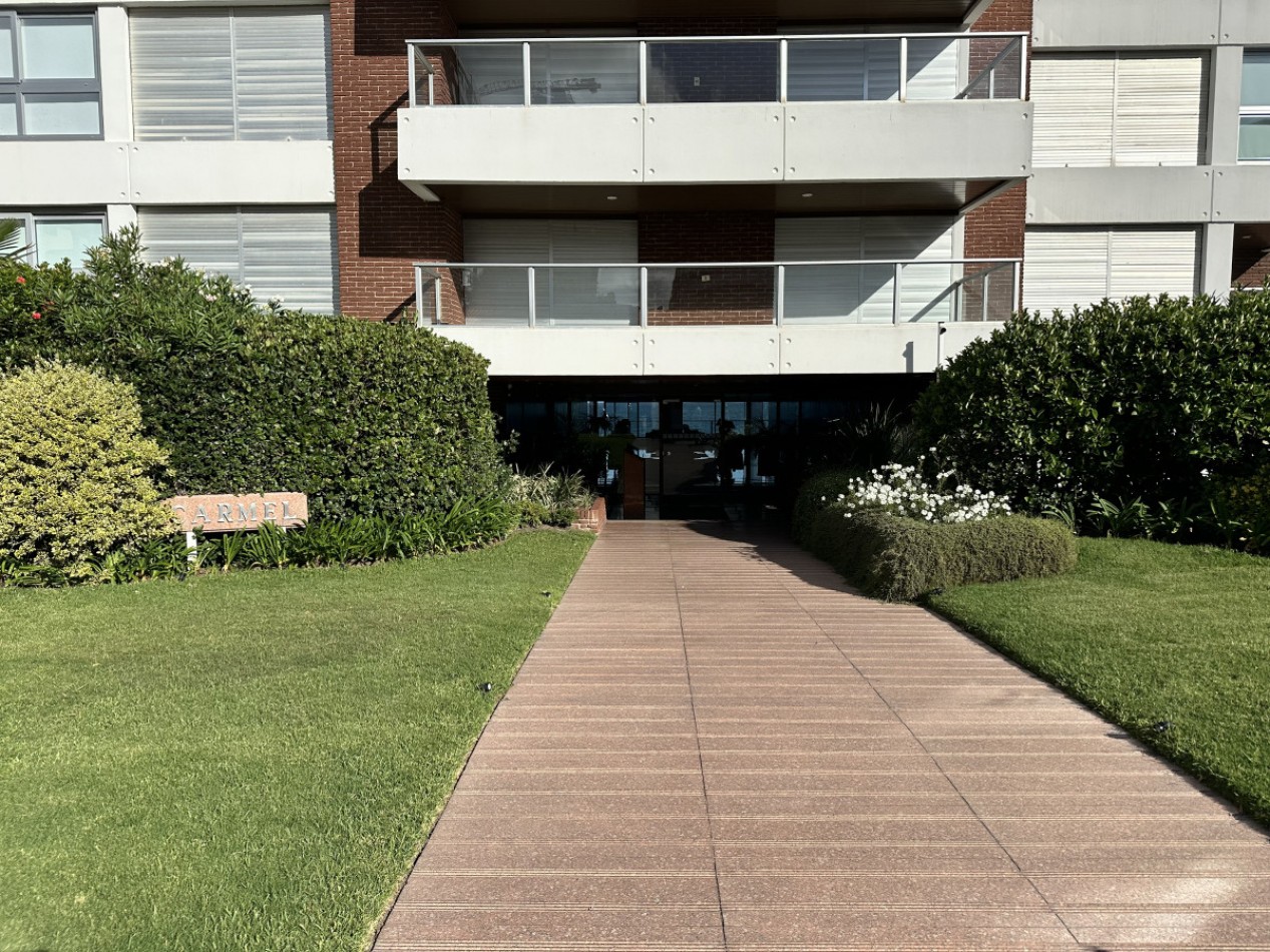 Peninsula. Rambla, Planta Baja vista al mar, 3 dormitorios