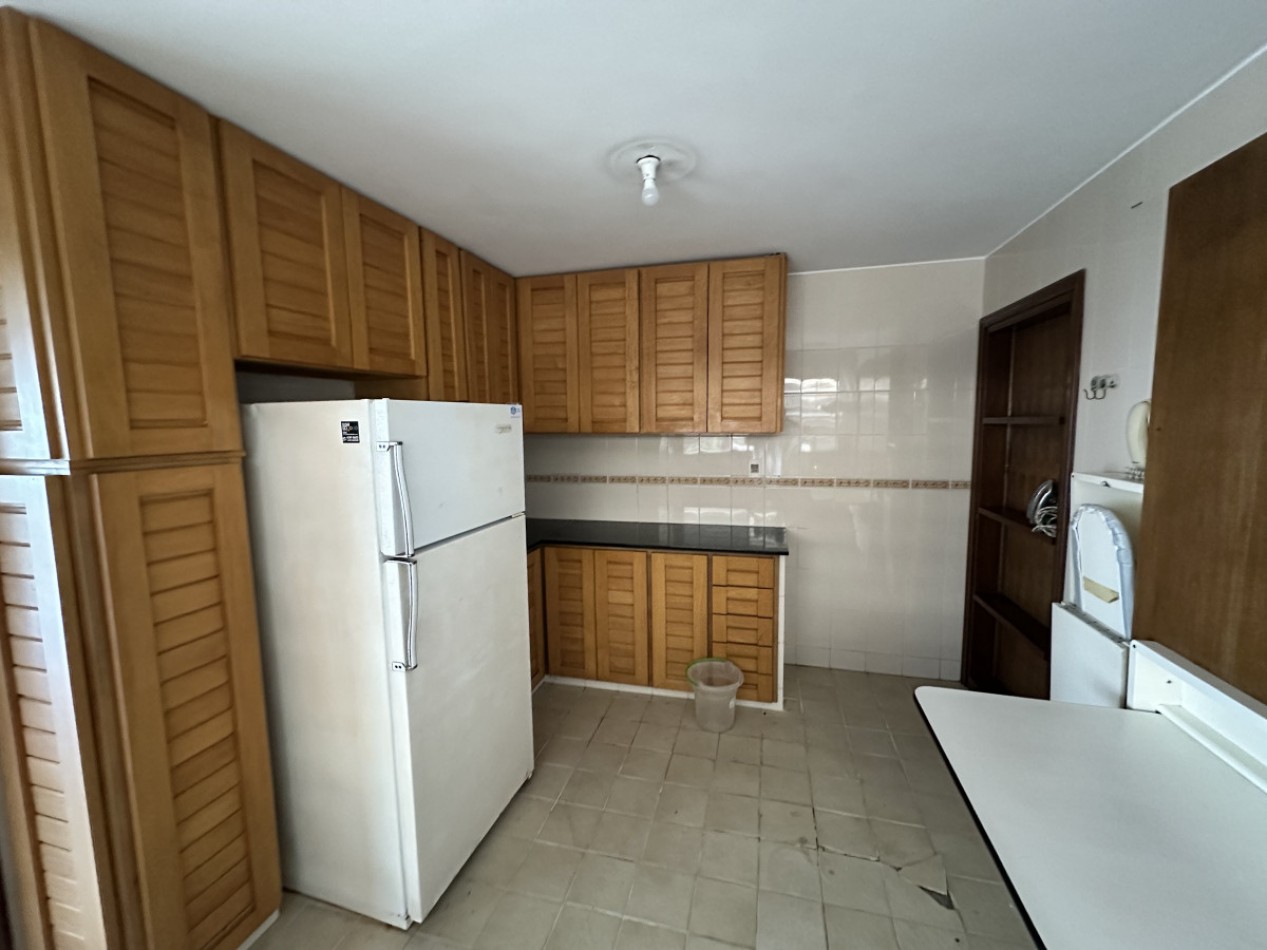 Peninsula. Rambla, Planta Baja vista al mar, 3 dormitorios
