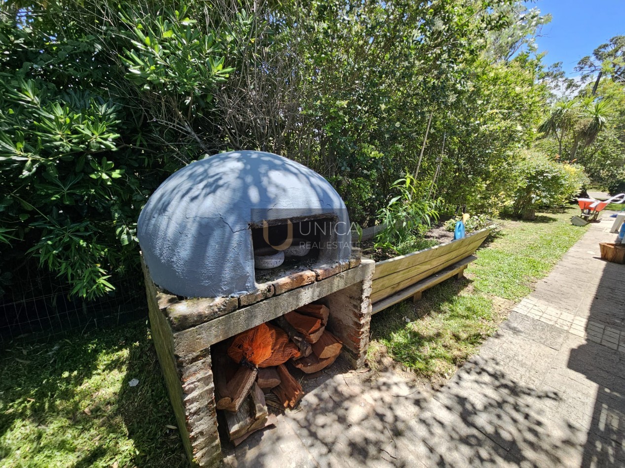 La Barra, casa de 3 dormitorios con piscina