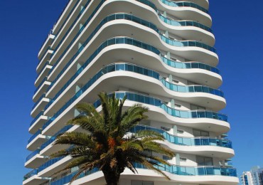 Avenida Chiverta.  3 dormitorios, full amenities y terraza con vistas