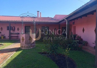 267 hectareas Sierras de Carape a 55kms PDE. Casa 8 dormitorios