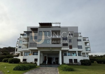 BRAVA PARADA 24.  3 dormitorios Primera Fila con vista al mar